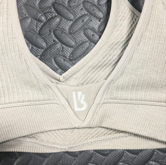 Buffbunny shape seamless sports bra - Picture 4 of 7